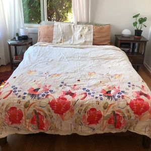 Anthropologie Minimal Floral Duvet Cover (Queen)